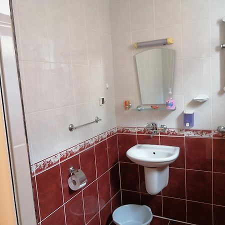 Guest House "Zora - Sarafovo" Burgas City Eksteriør billede