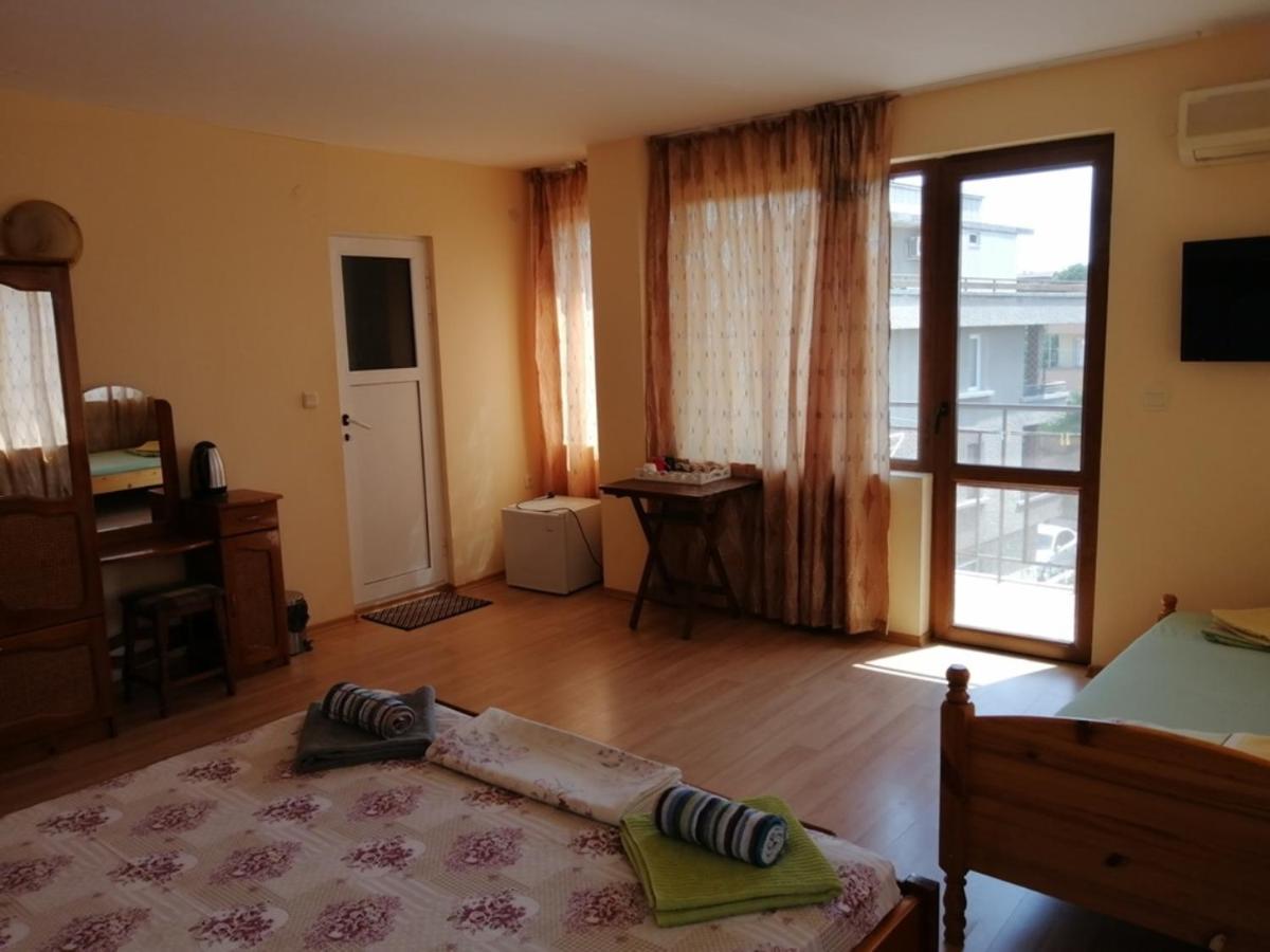 Guest House "Zora - Sarafovo" Burgas City Eksteriør billede