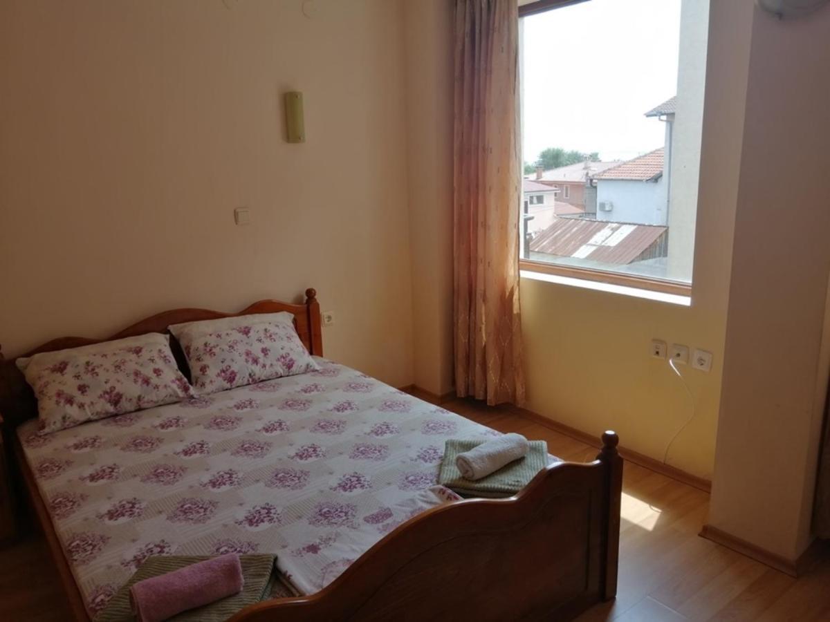 Guest House "Zora - Sarafovo" Burgas City Eksteriør billede