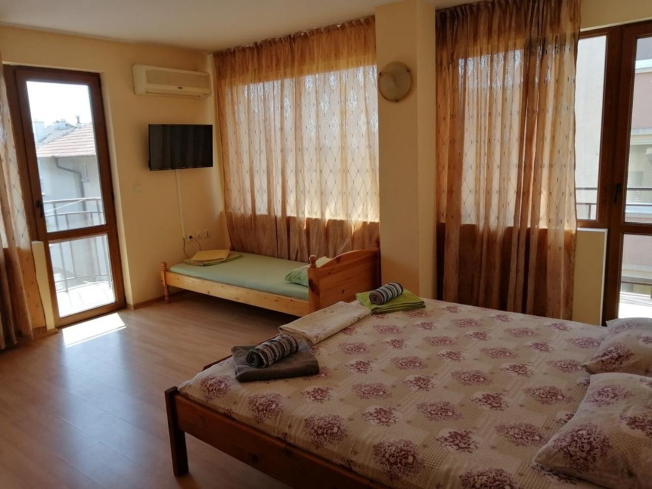 Guest House "Zora - Sarafovo" Burgas City Eksteriør billede