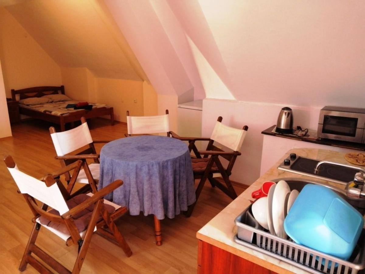 Guest House "Zora - Sarafovo" Burgas City Eksteriør billede