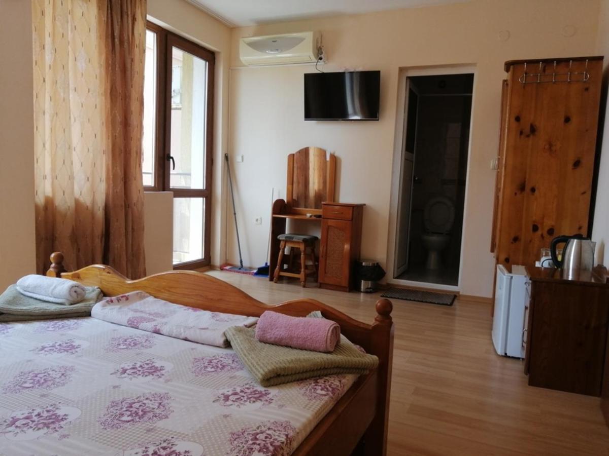 Guest House "Zora - Sarafovo" Burgas City Eksteriør billede