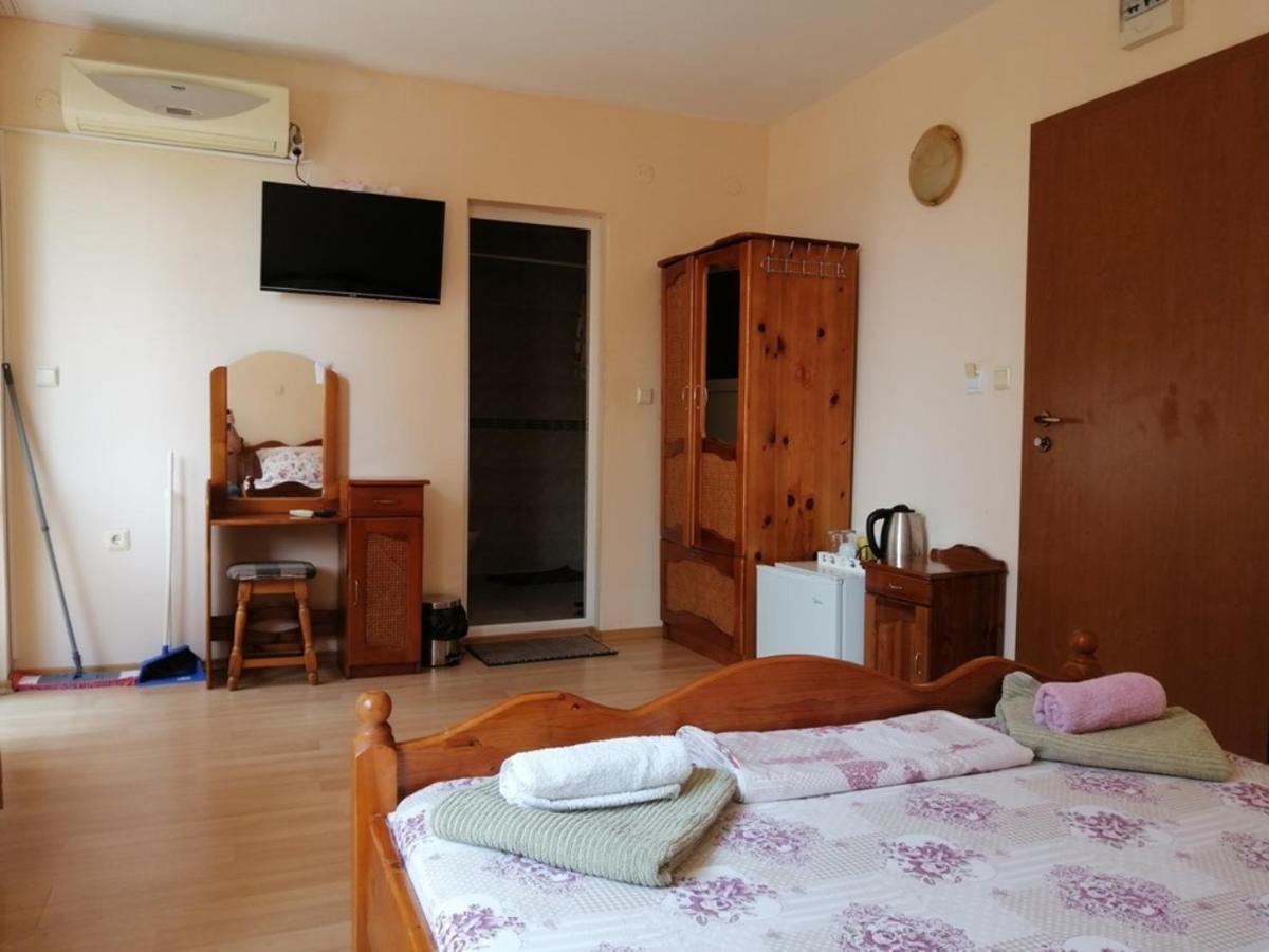 Guest House "Zora - Sarafovo" Burgas City Eksteriør billede