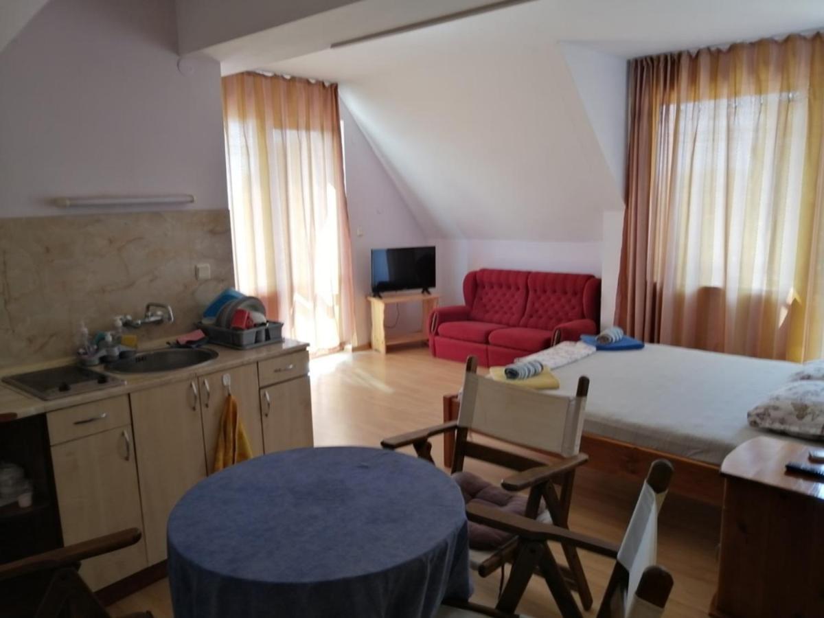 Guest House "Zora - Sarafovo" Burgas City Eksteriør billede