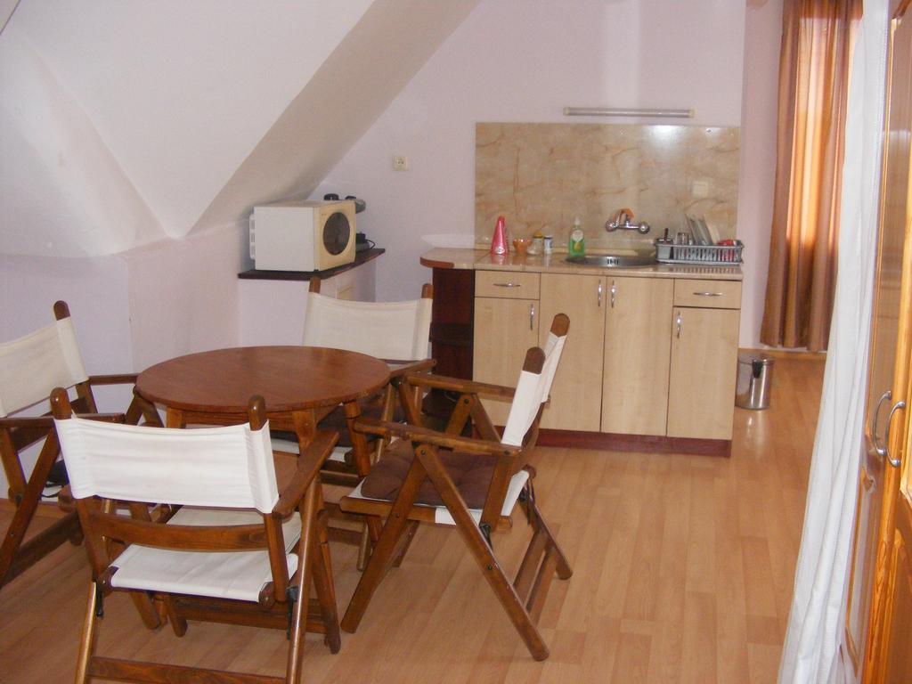 Guest House "Zora - Sarafovo" Burgas City Eksteriør billede