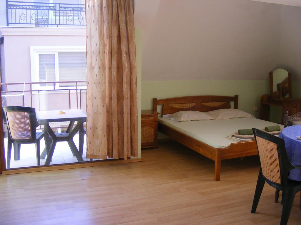 Guest House "Zora - Sarafovo" Burgas City Eksteriør billede