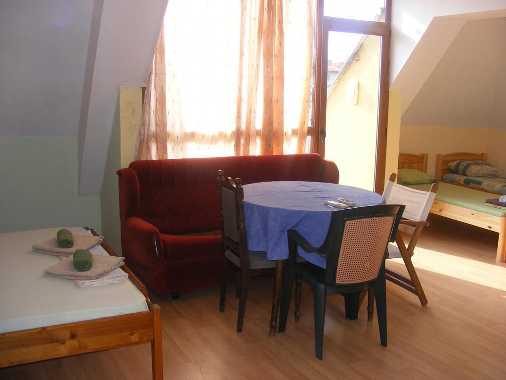 Guest House "Zora - Sarafovo" Burgas City Eksteriør billede