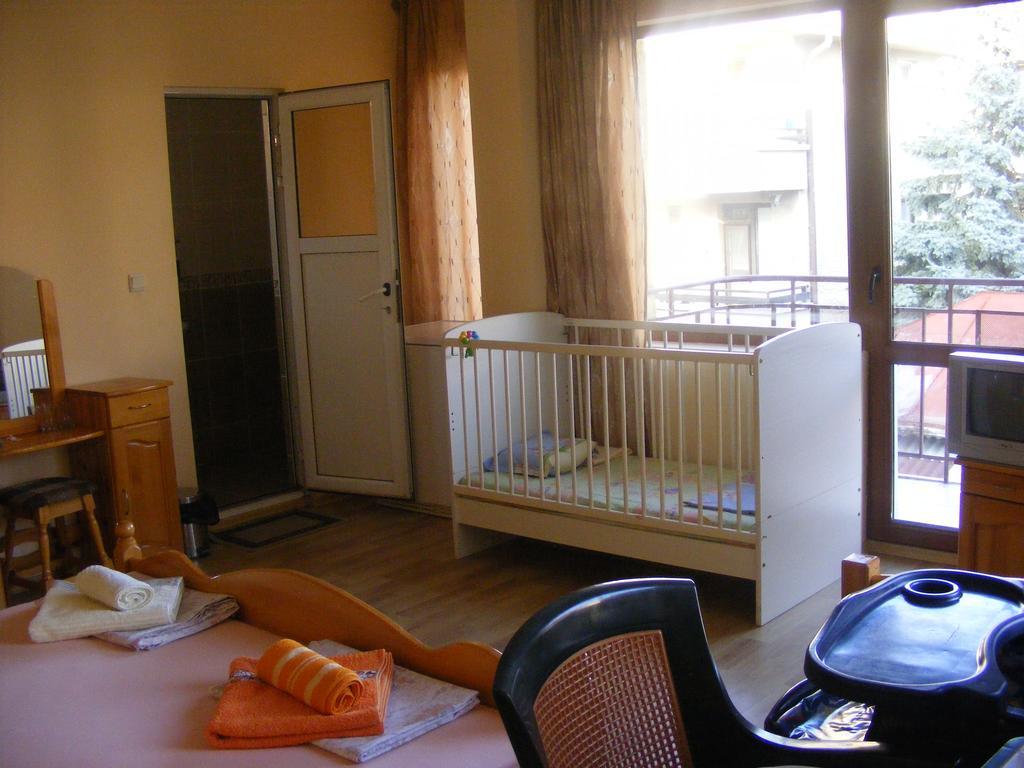 Guest House "Zora - Sarafovo" Burgas City Eksteriør billede
