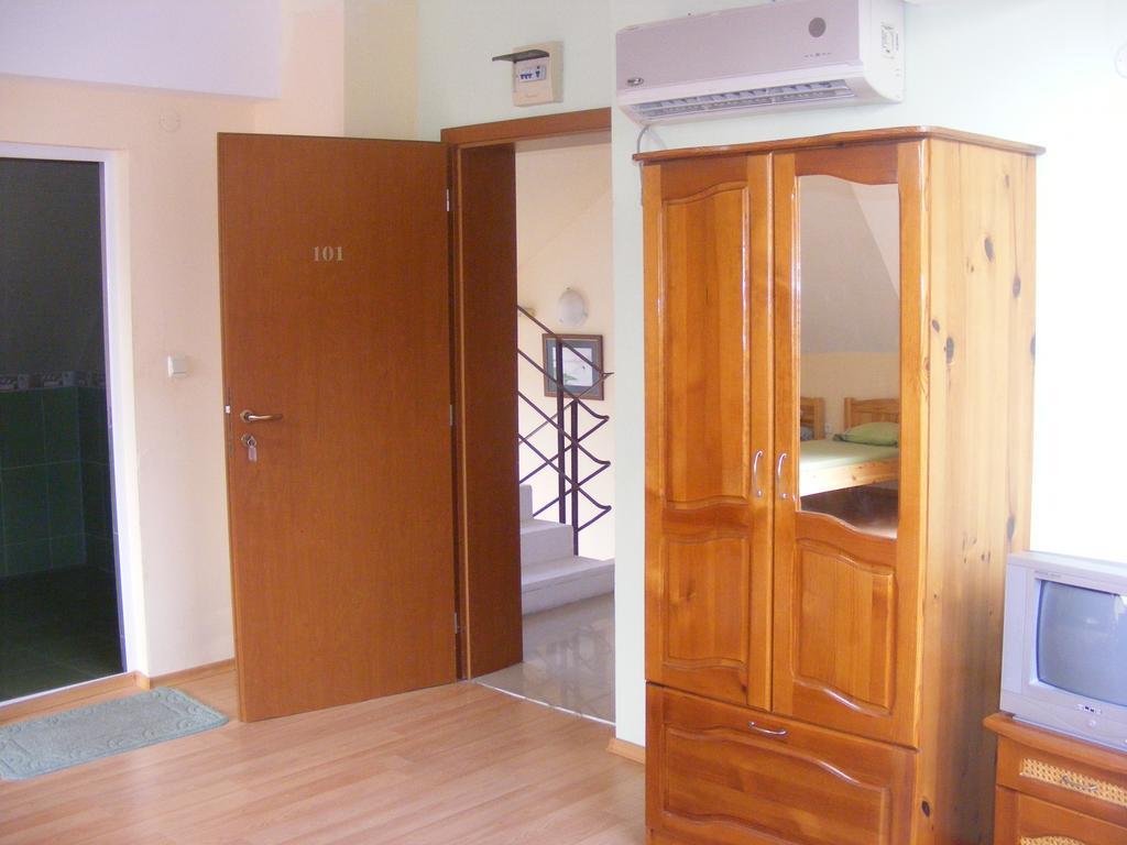 Guest House "Zora - Sarafovo" Burgas City Eksteriør billede